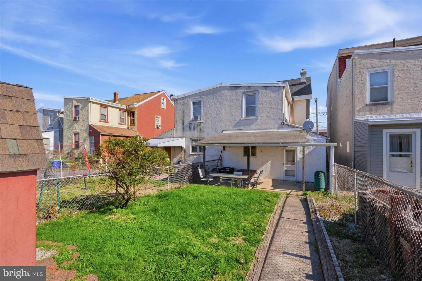 106 W 5th Street photo 26