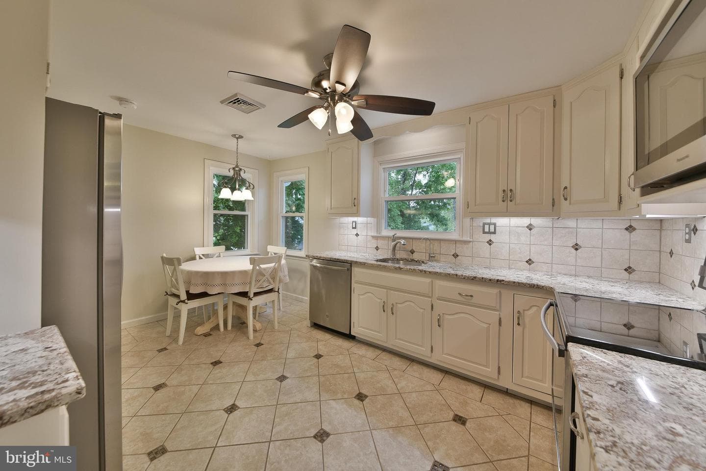 307 Edgely Avenue photo 14