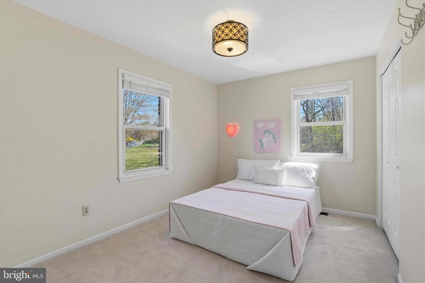 537 Susan Drive photo 18