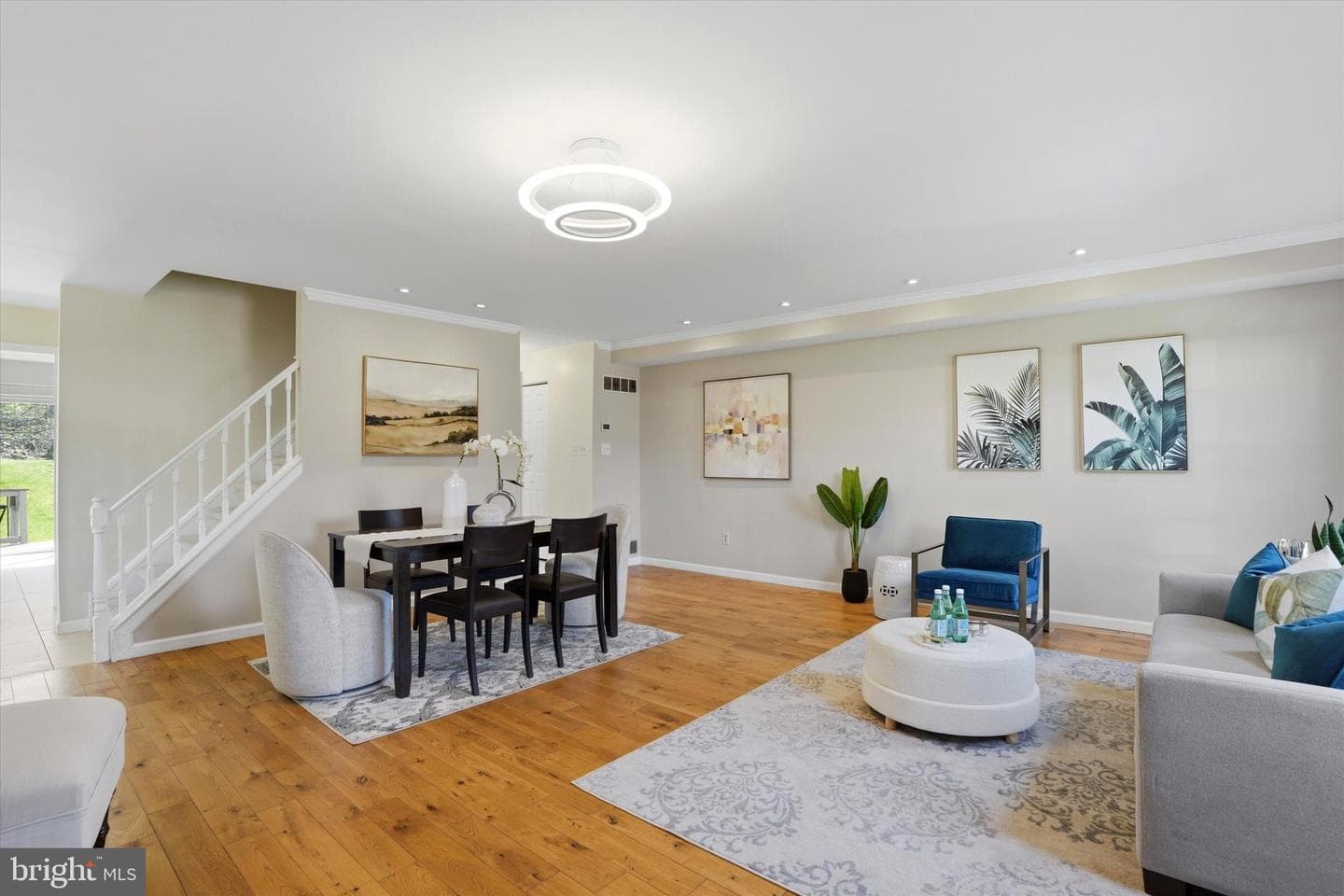 537 Susan Drive photo 4