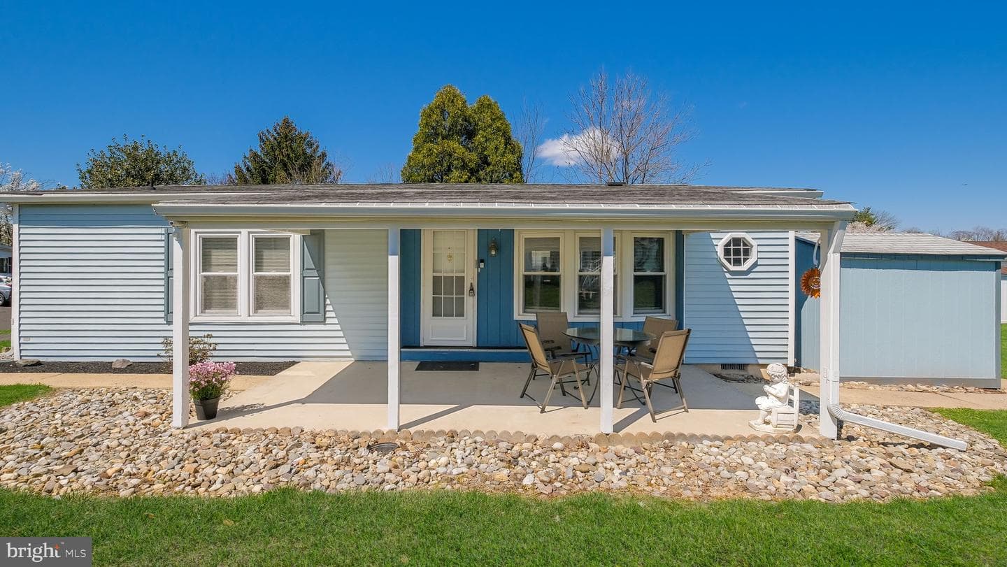 788 Chestnut Drive photo 2