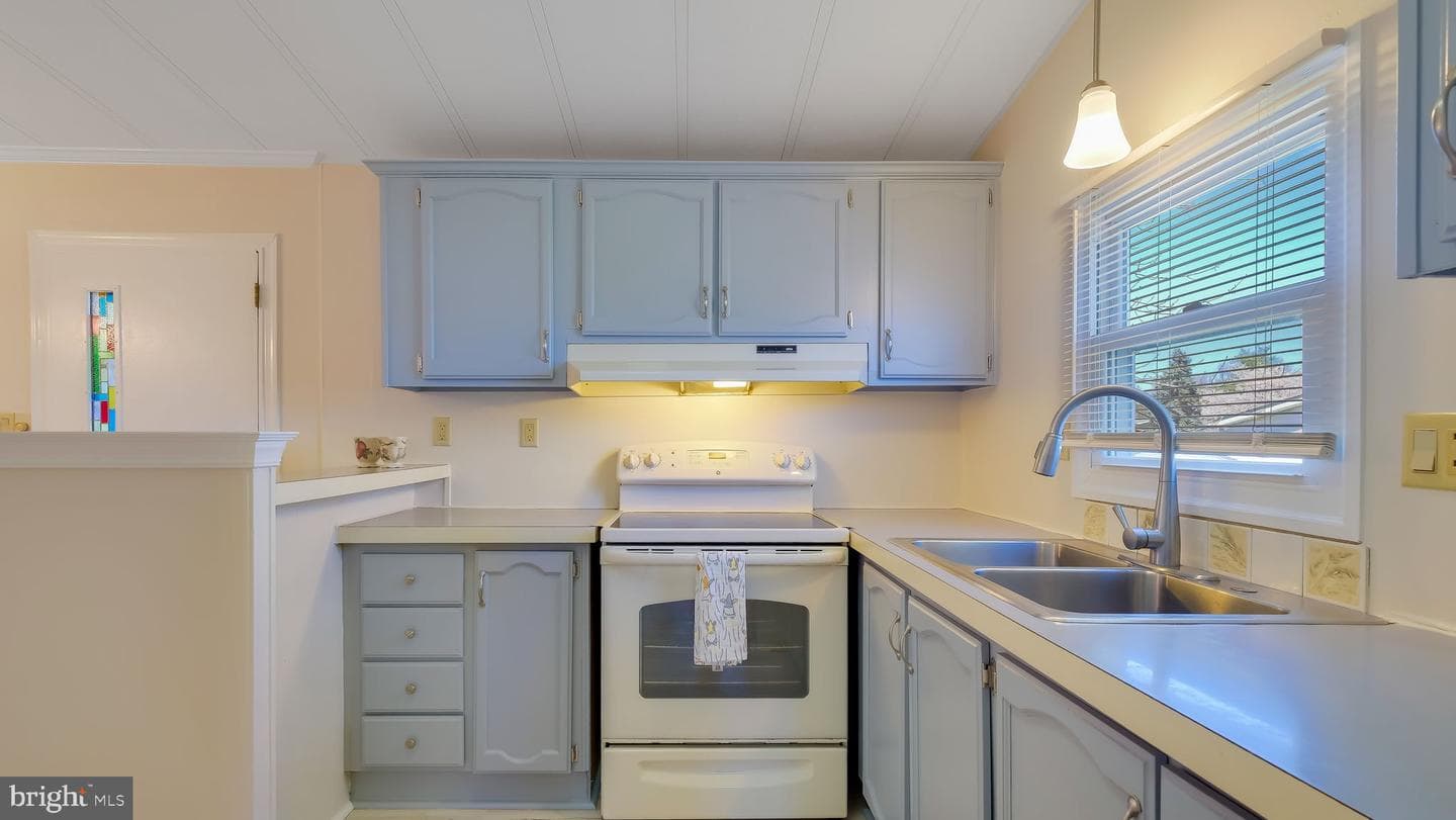 788 Chestnut Drive photo 9