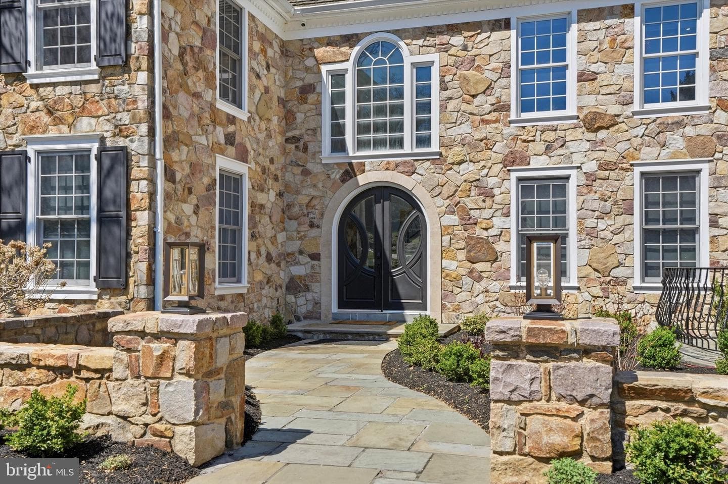 1300 Valley Road photo 3