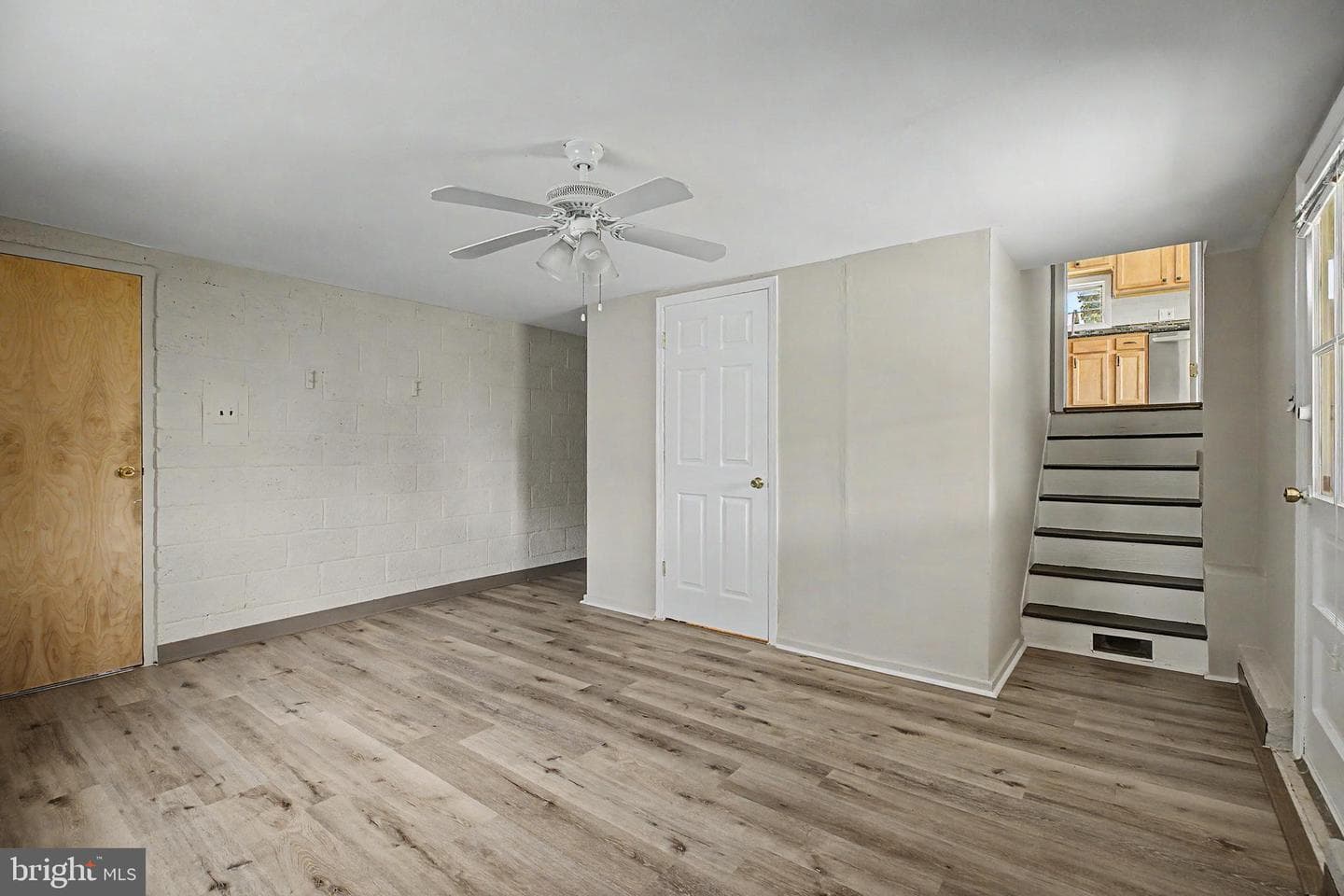 2832 Jefferson Avenue photo 27