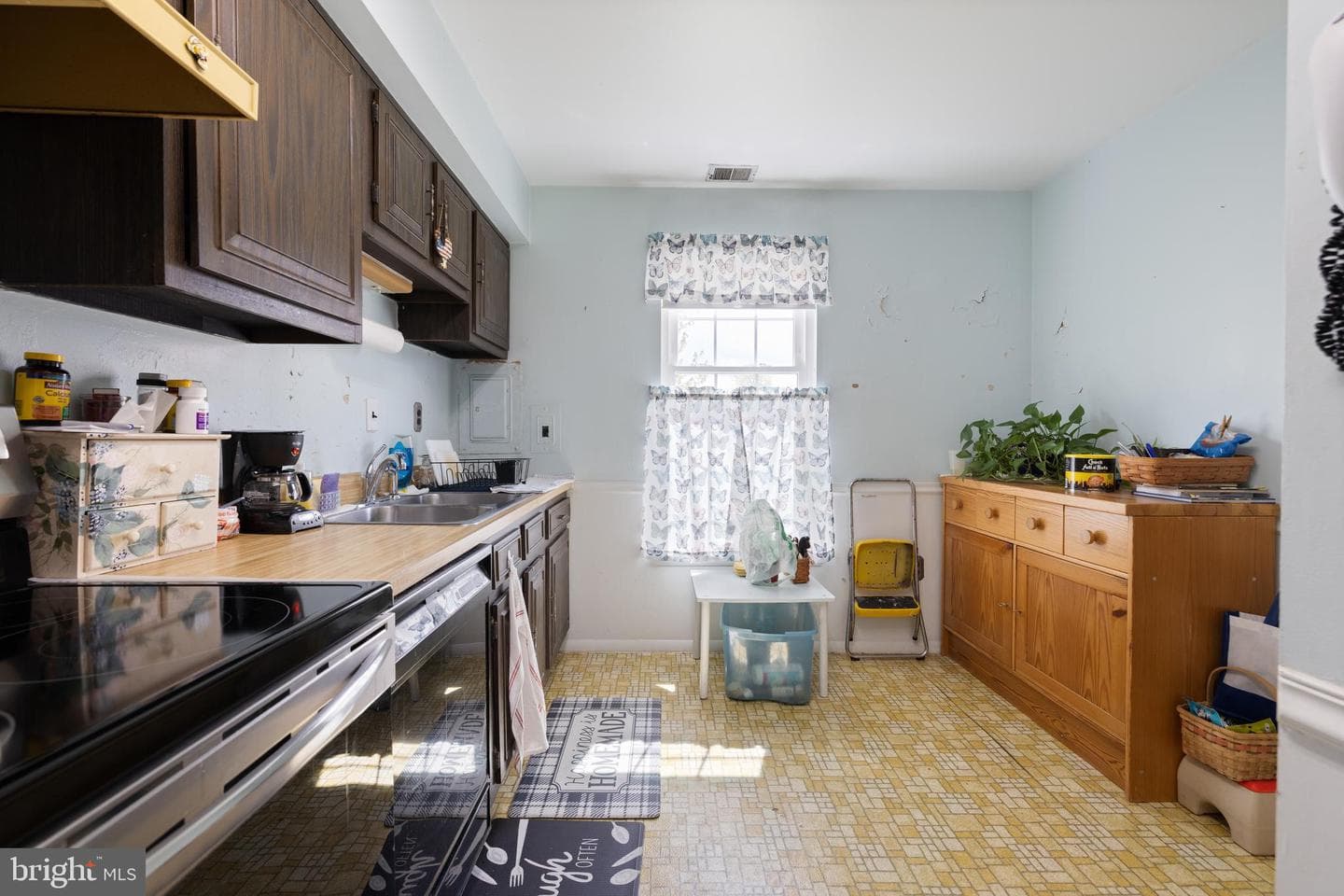 1820 Pennland Court photo 9