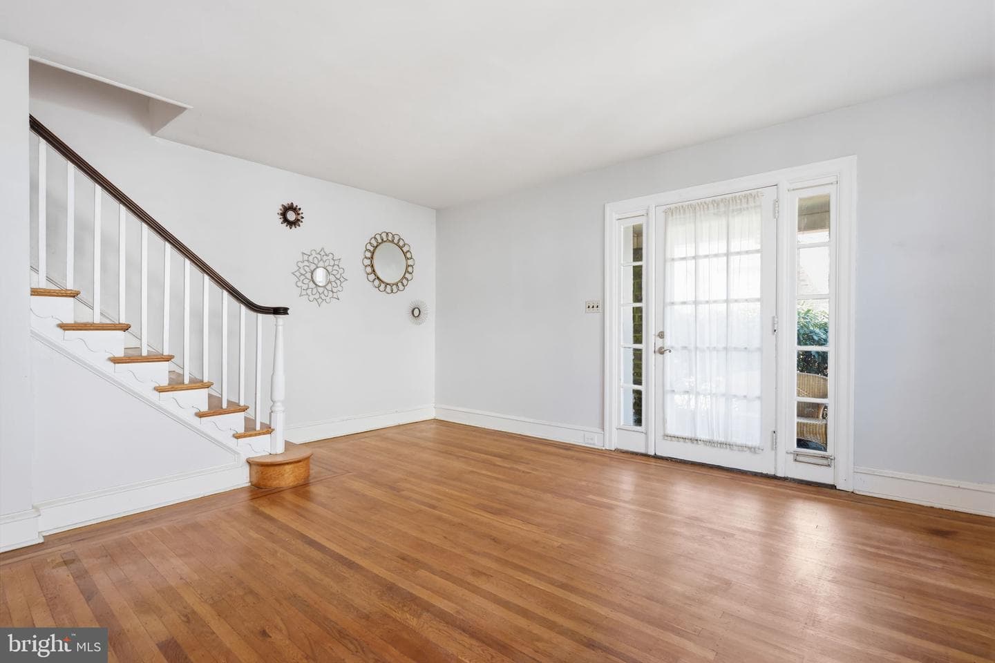 808 Elkins Avenue photo 10