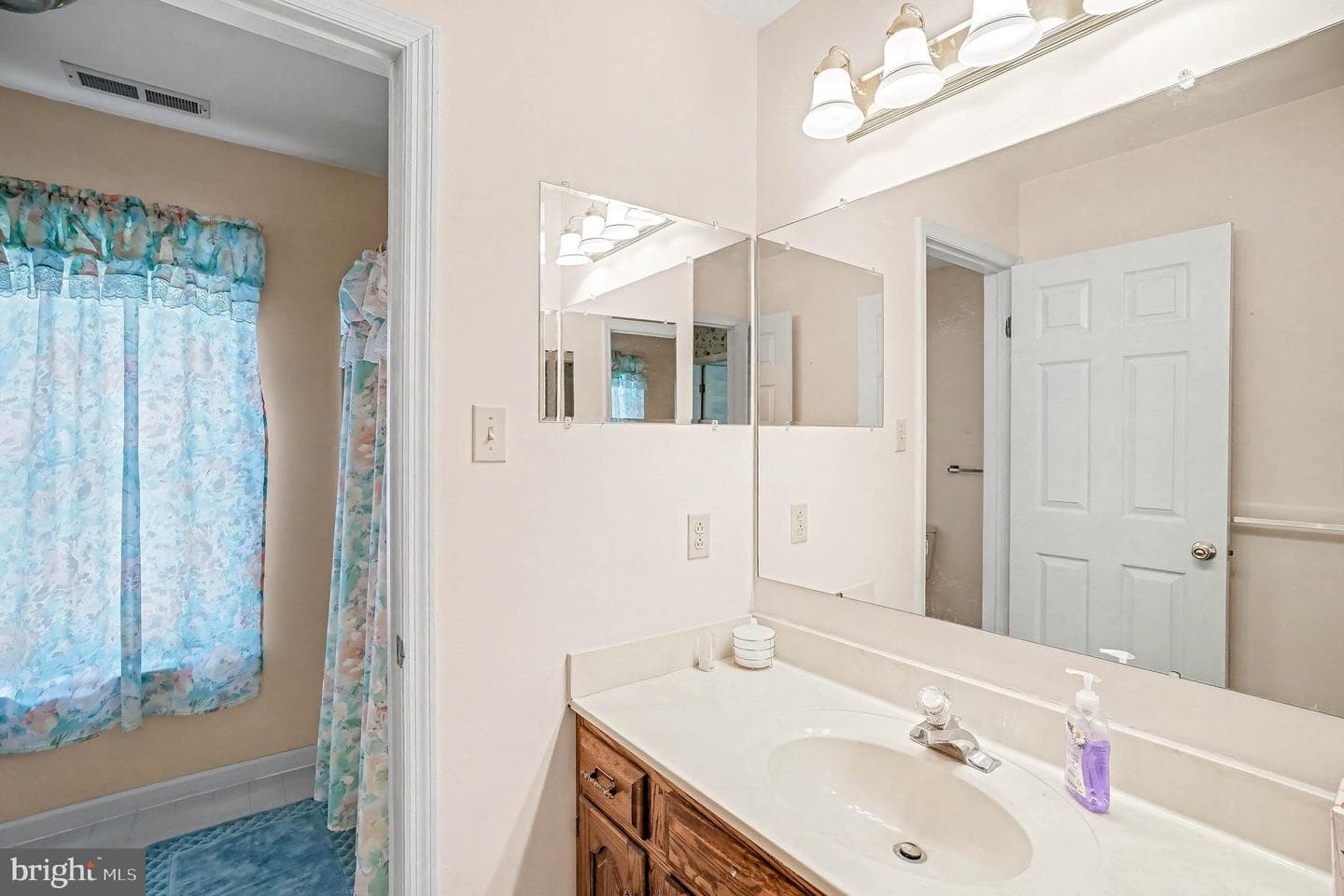 451 Printer Way photo 25