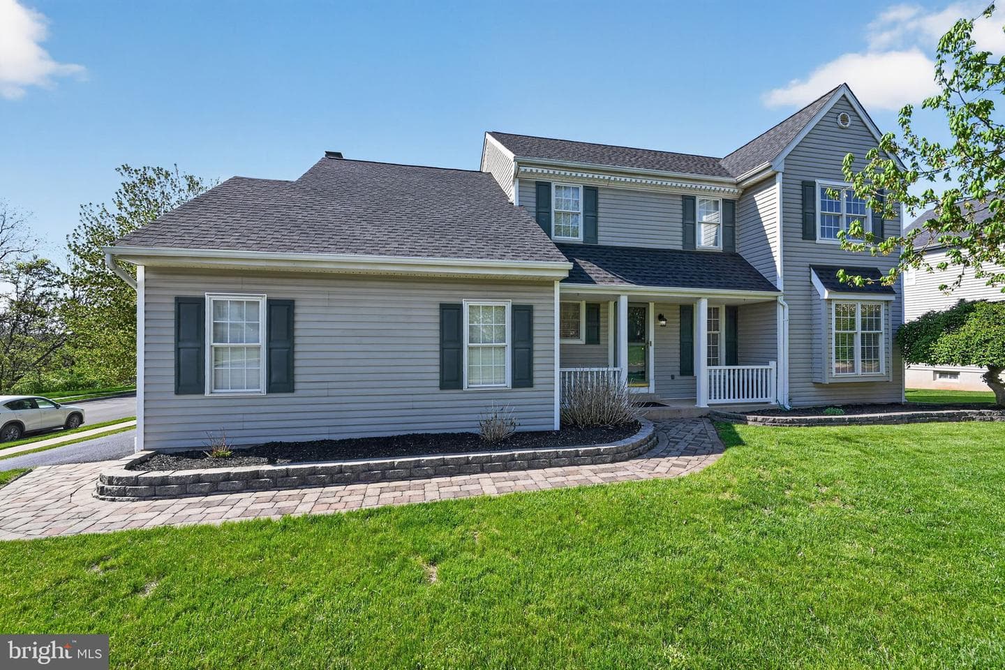 101 Bayberry Drive photo 2