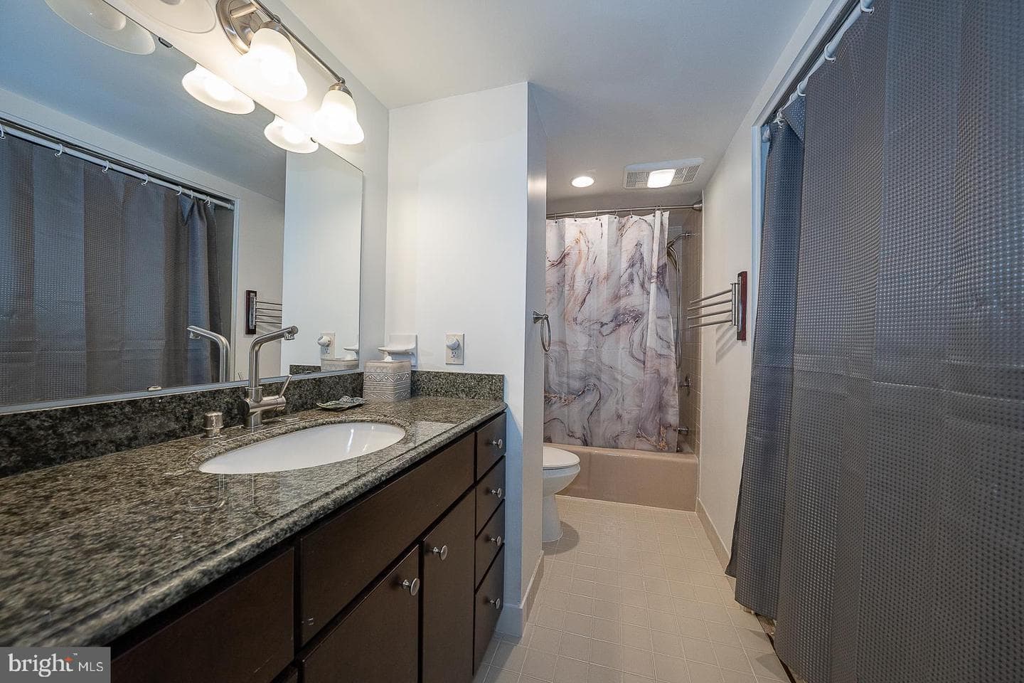 20925 Valley Forge Circle #925 photo 15