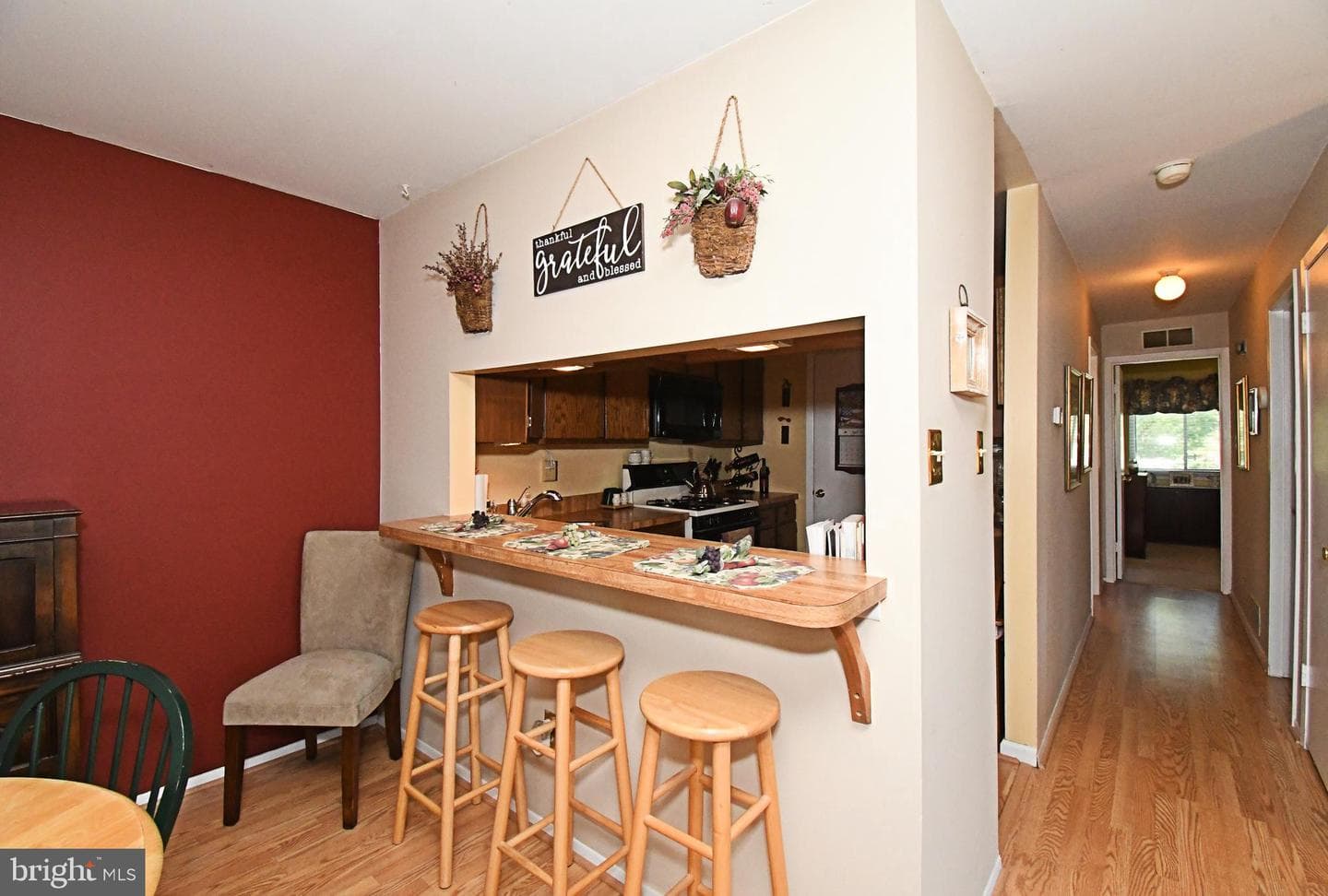 216 Stockton Court photo 7