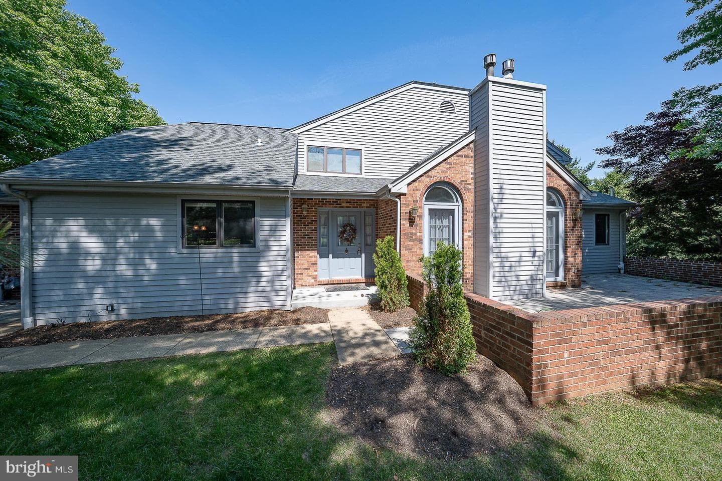9315 Eagle View Drive photo 4