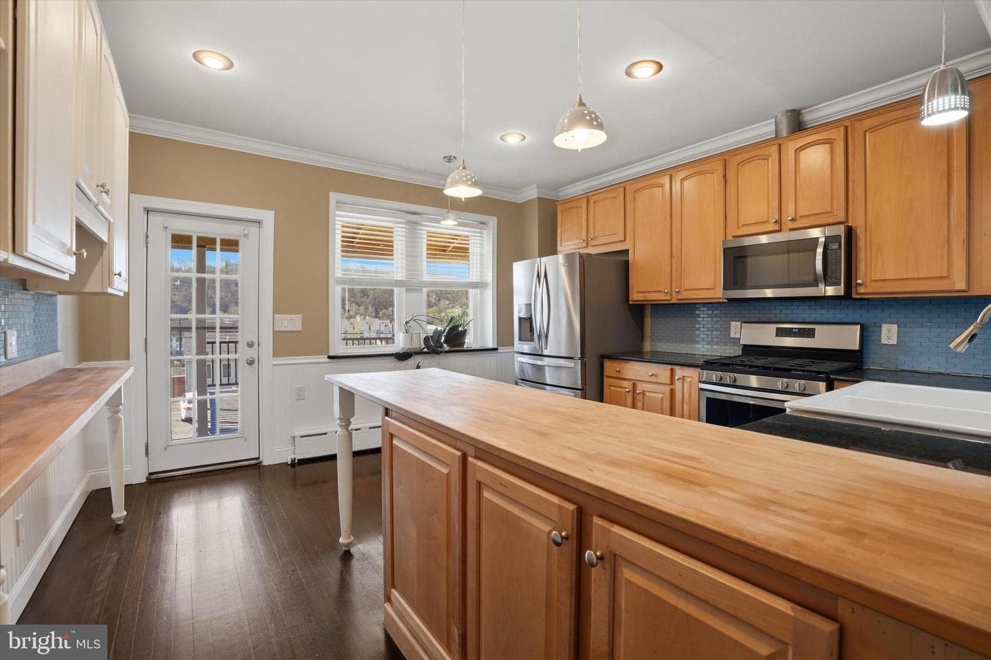 339 Spring Mill Avenue photo 9