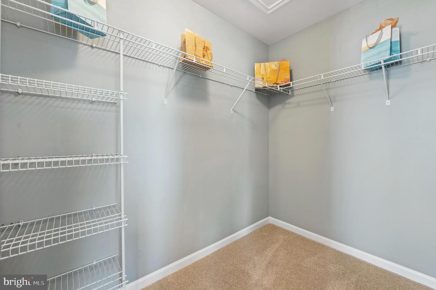 308 East Sawyer Court photo 23