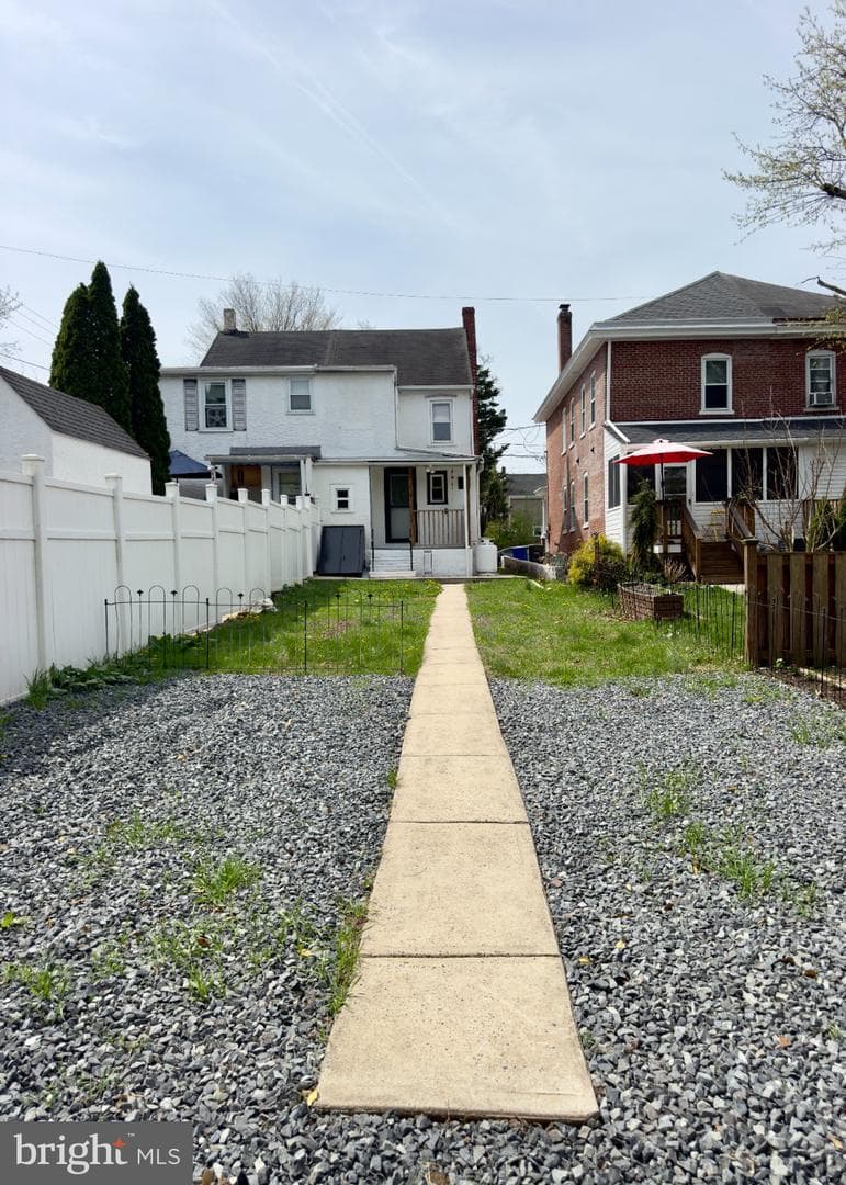 433 May Street photo 51