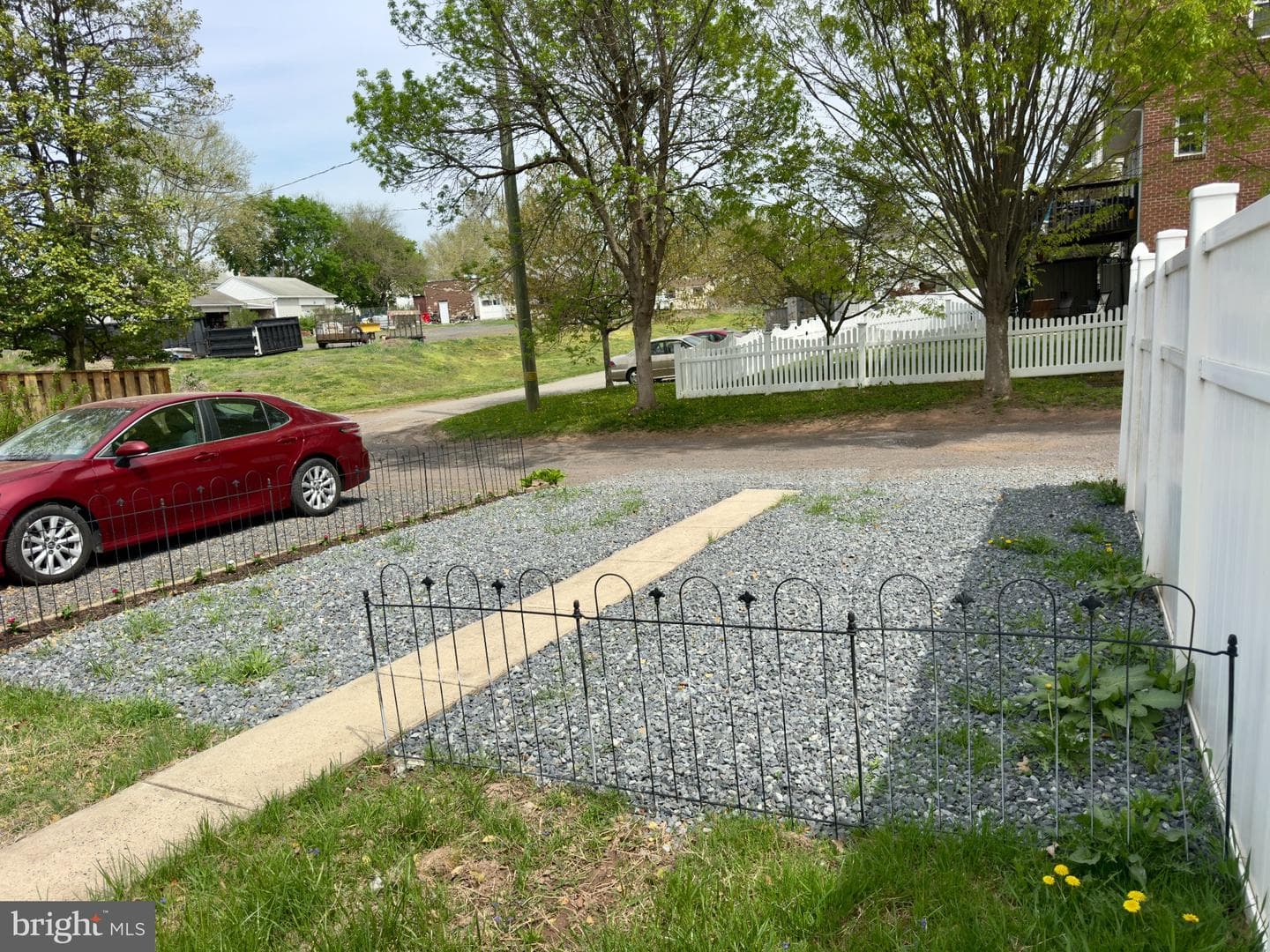 433 May Street photo 52