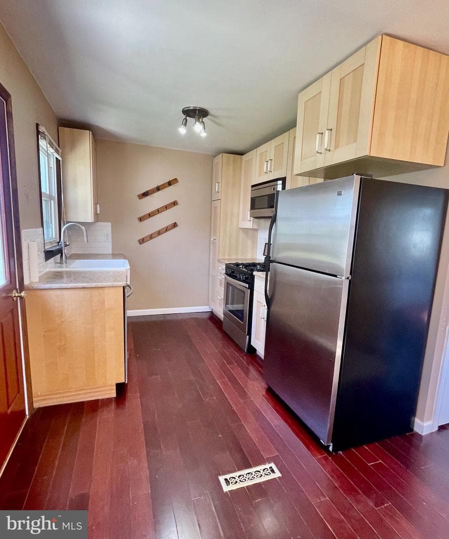 436 Penn Avenue photo 7