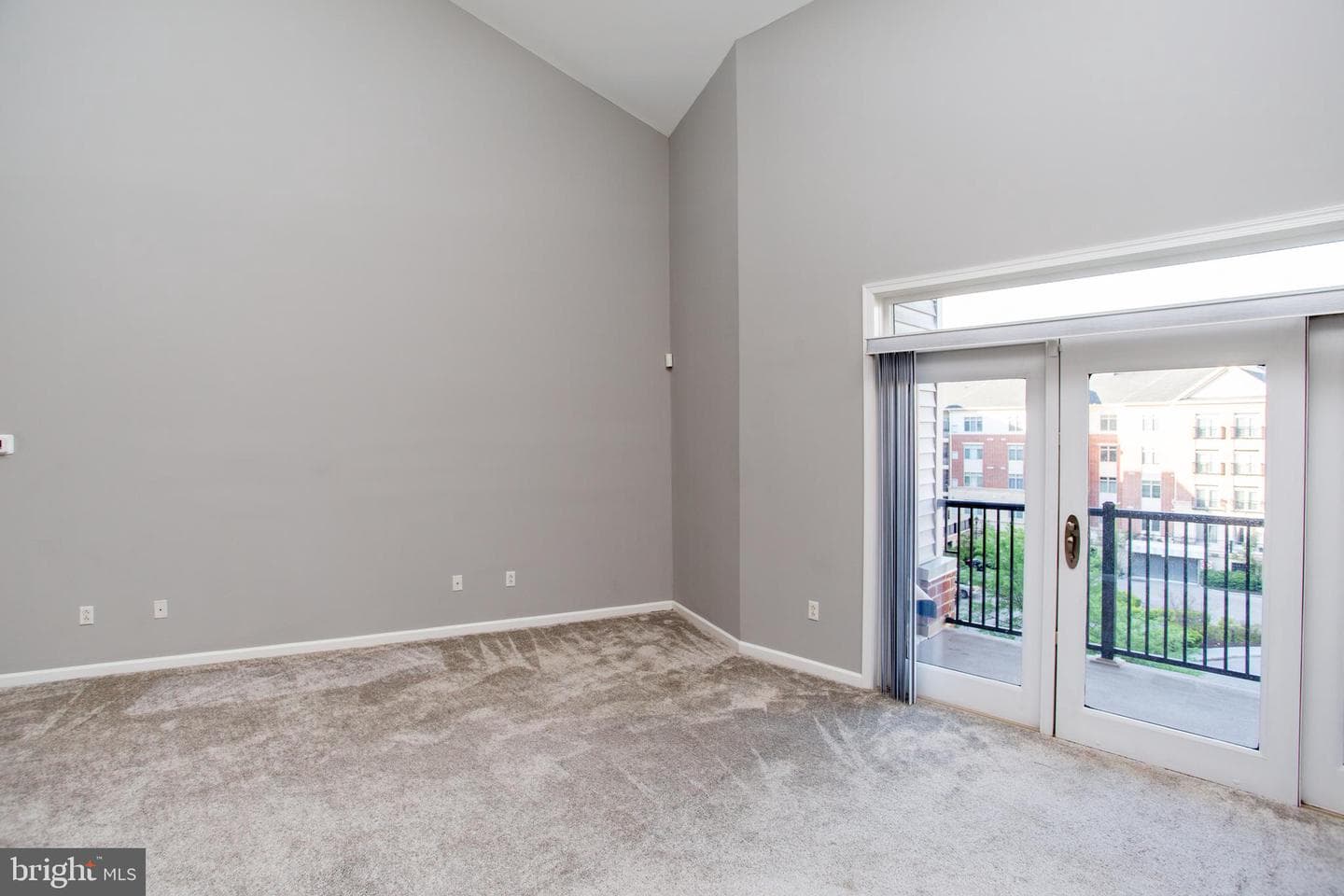 525 Carson Terrace photo 11