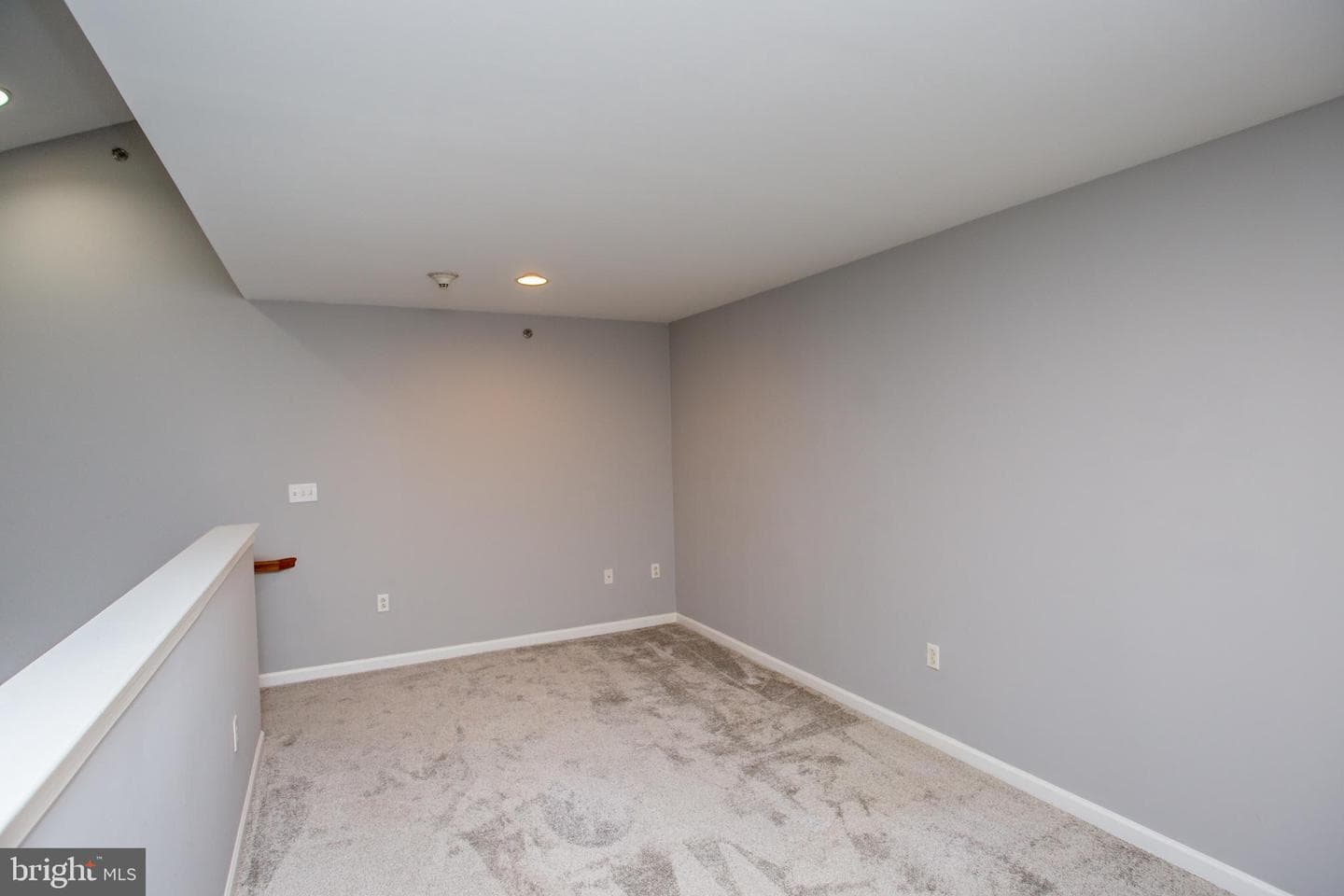 525 Carson Terrace photo 31