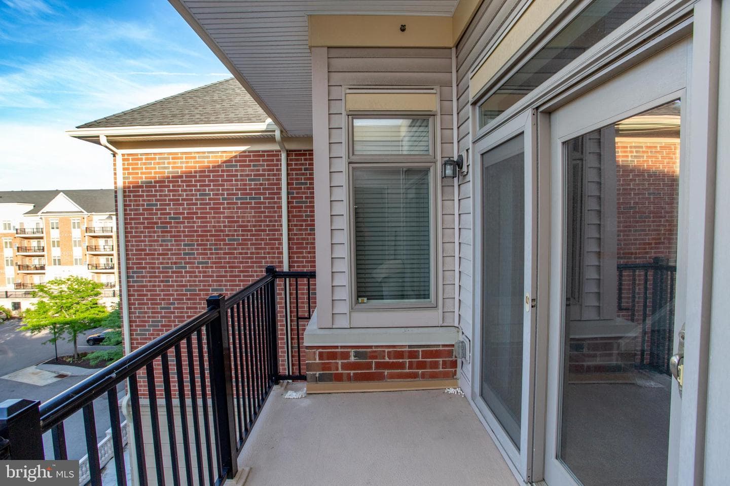 525 Carson Terrace photo 33