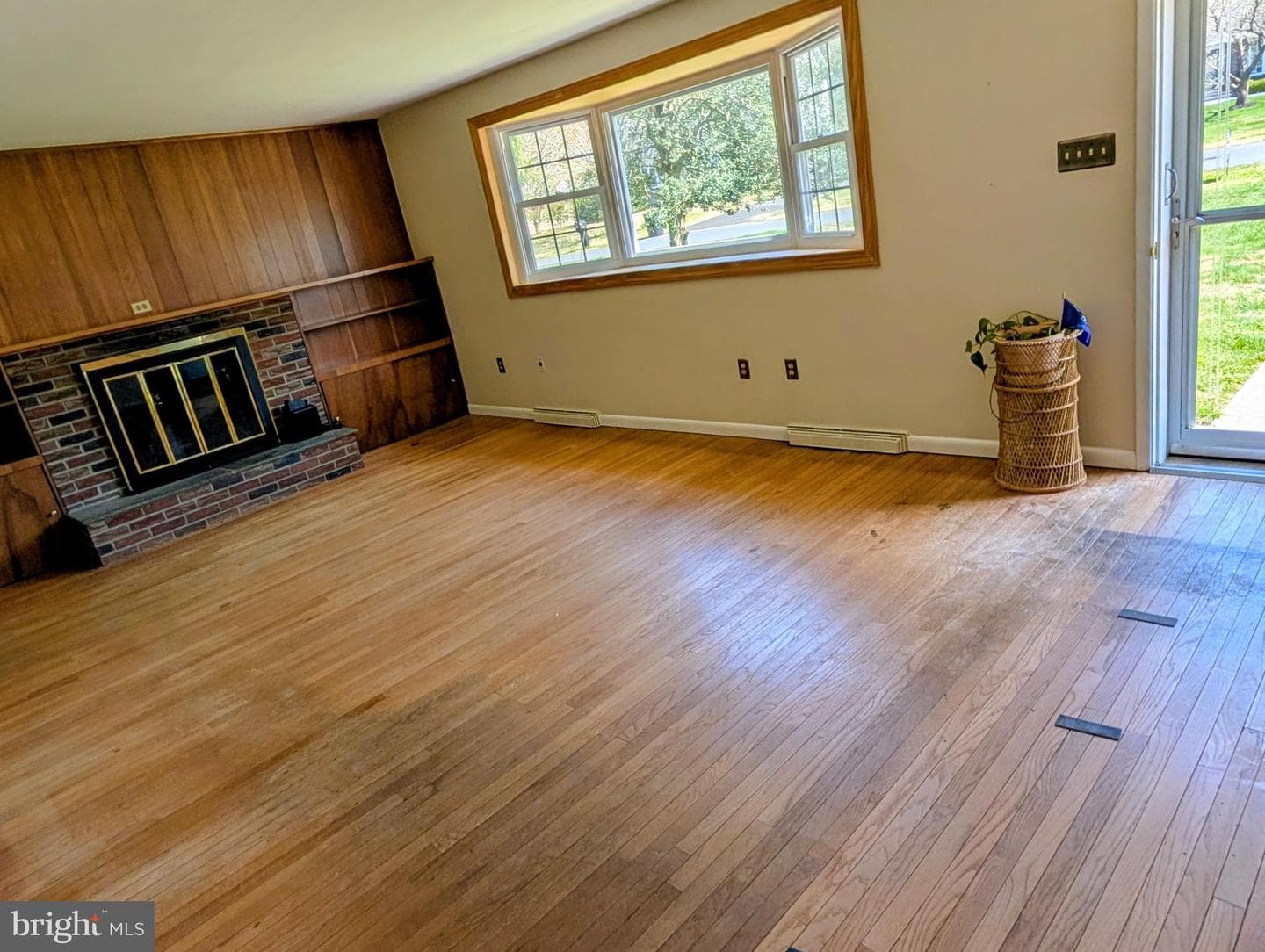 3464 Hillcroft Road photo 9