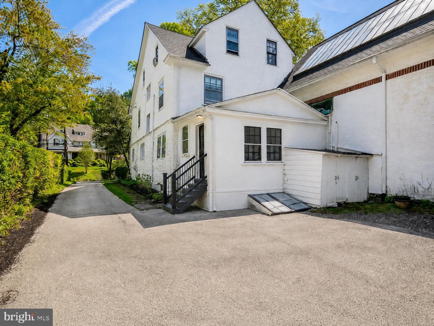 114 Llanfair Road photo 30