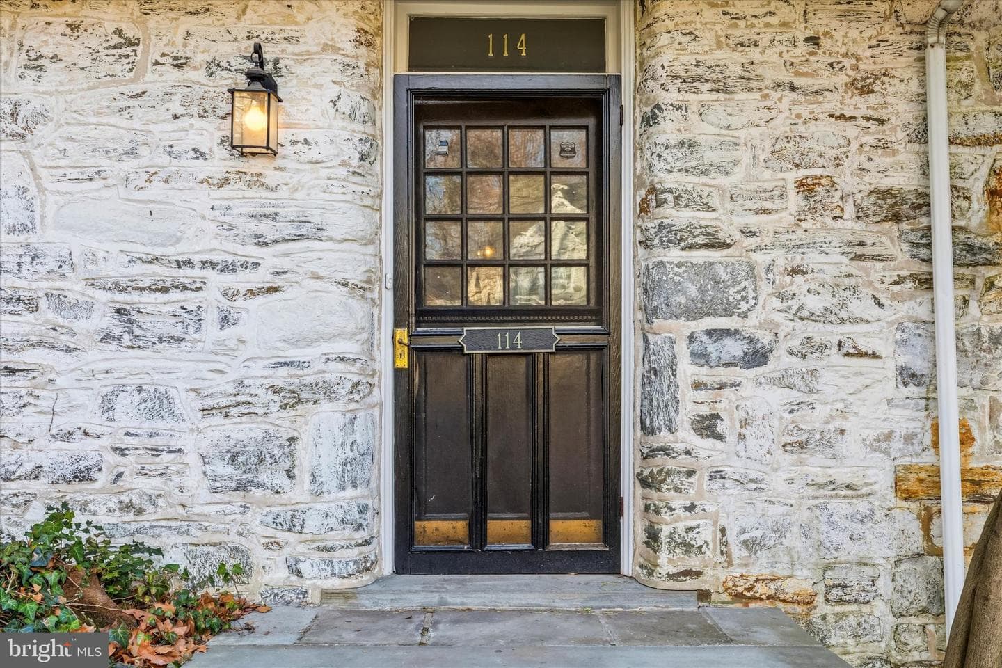 114 Llanfair Road photo 4