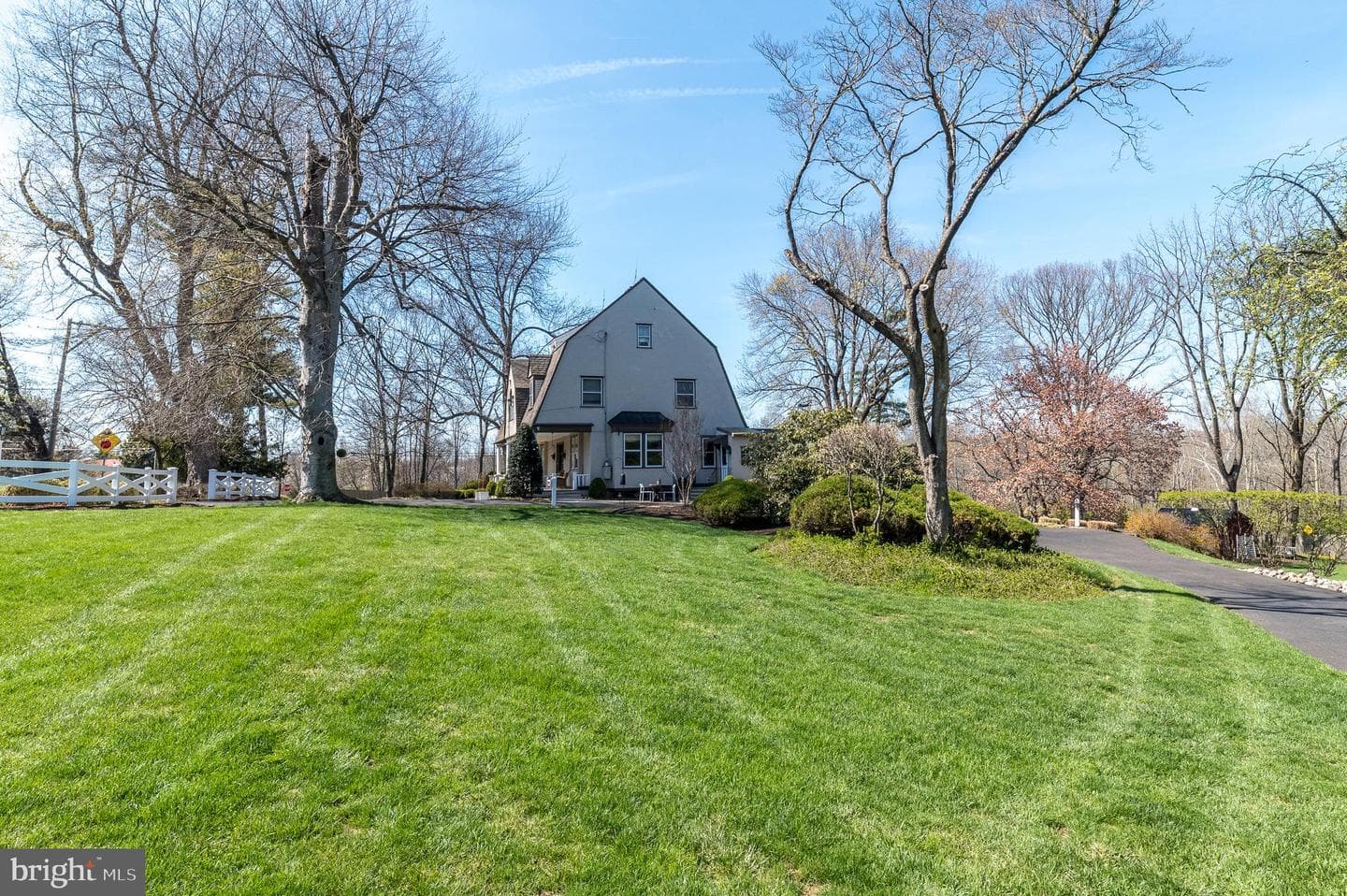 1633 Grasshopper Lane photo 12