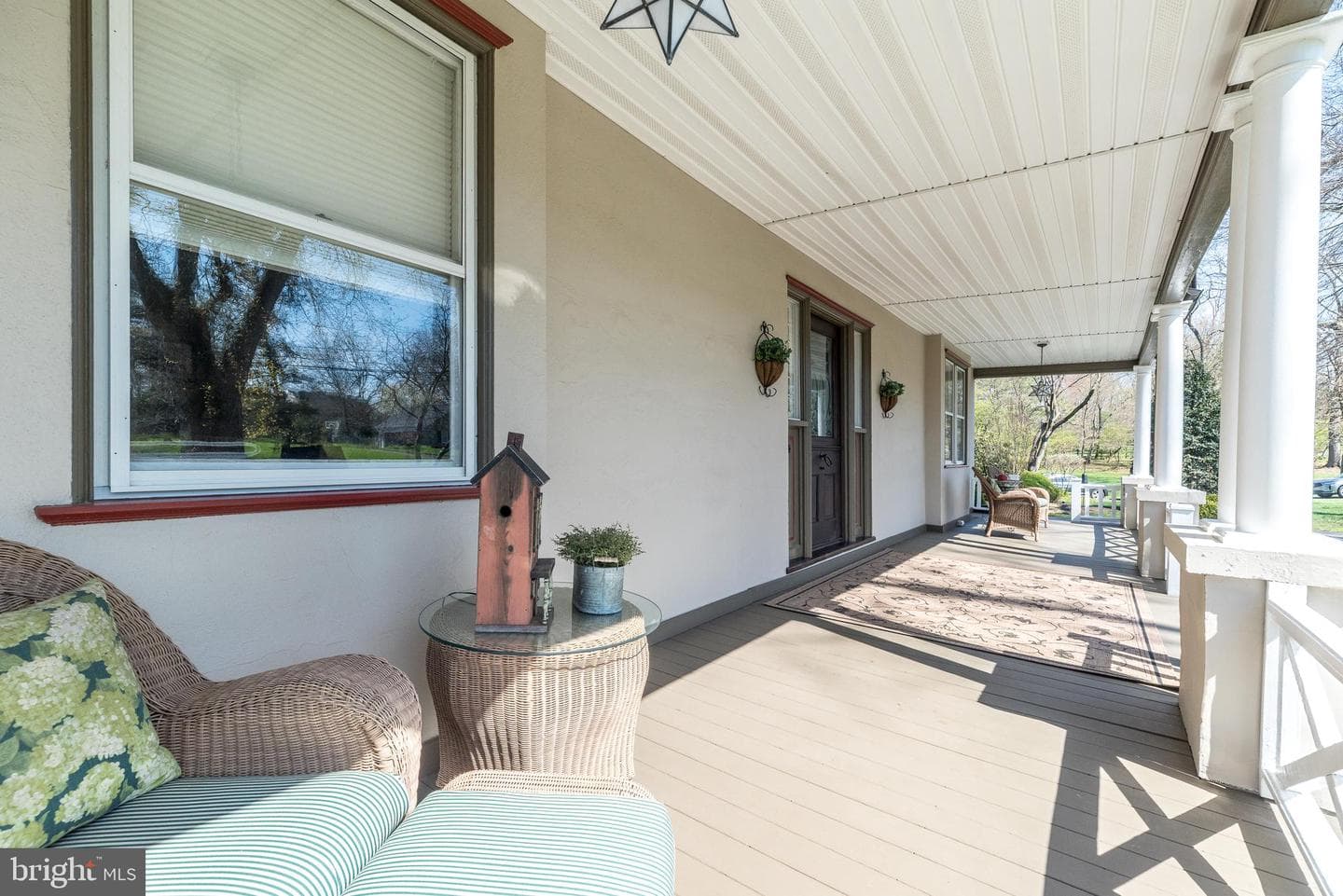 1633 Grasshopper Lane photo 6