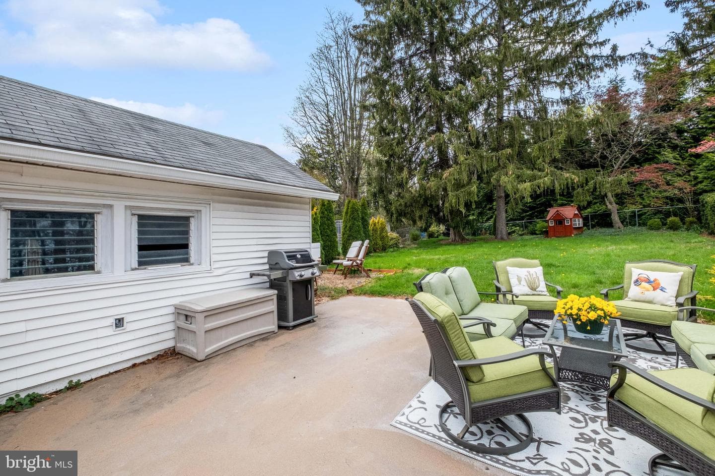 464 Brookhurst Avenue photo 39