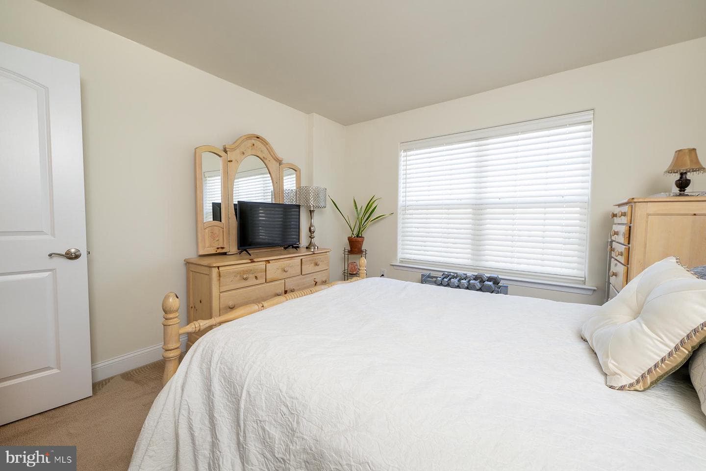 202 Holbrook Lane photo 21