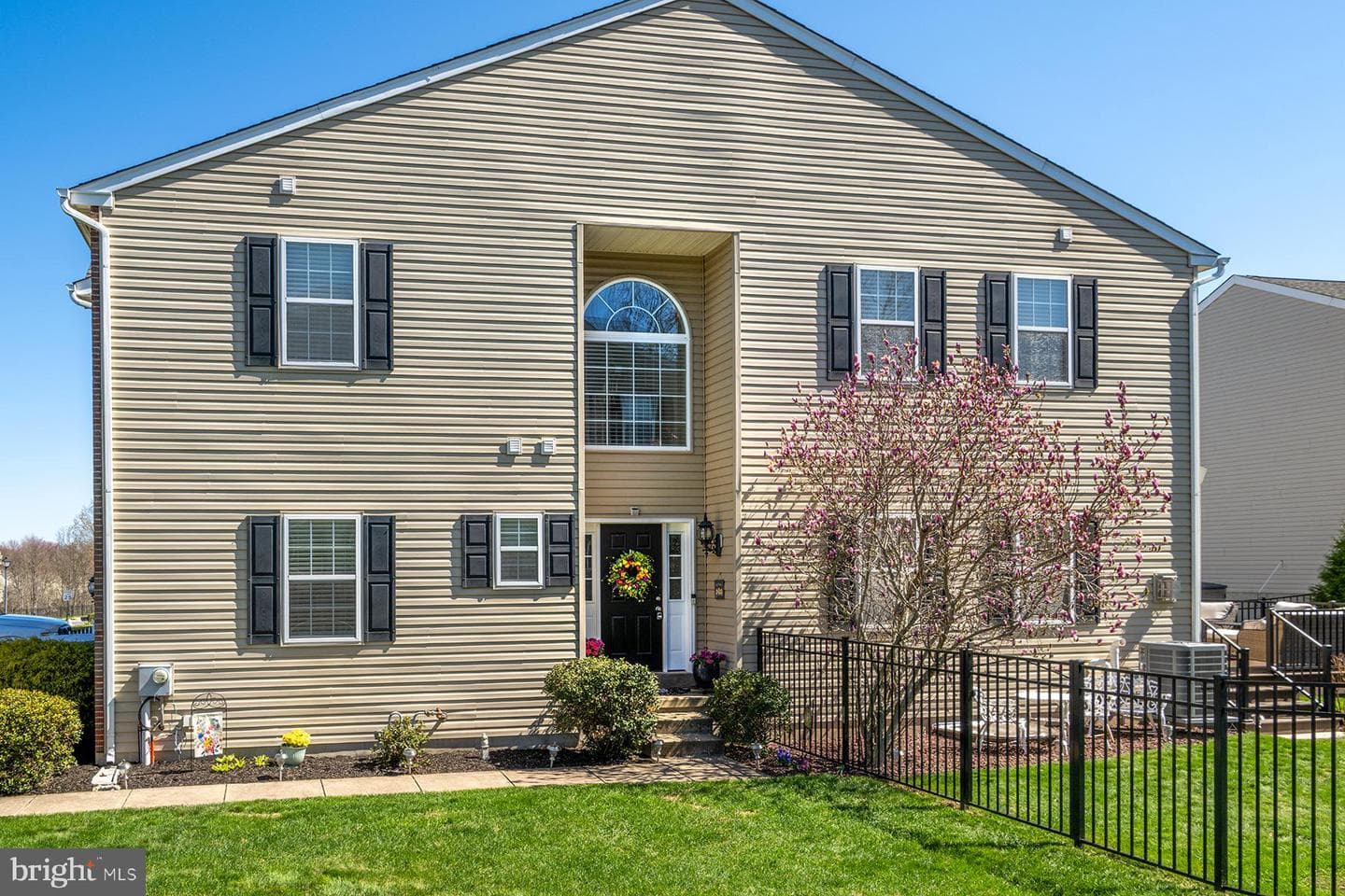 202 Holbrook Lane photo 29