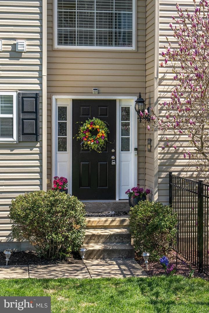 202 Holbrook Lane photo 31