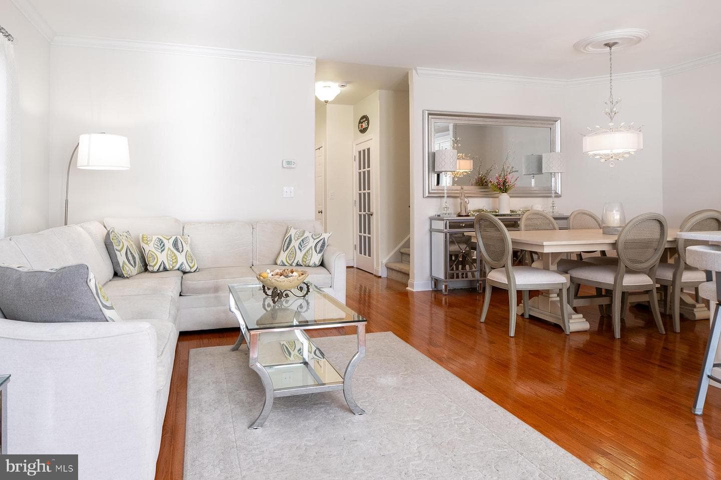 202 Holbrook Lane photo 7