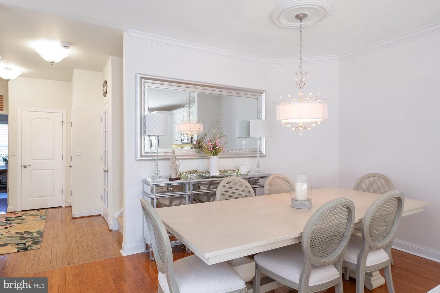 202 Holbrook Lane photo 8