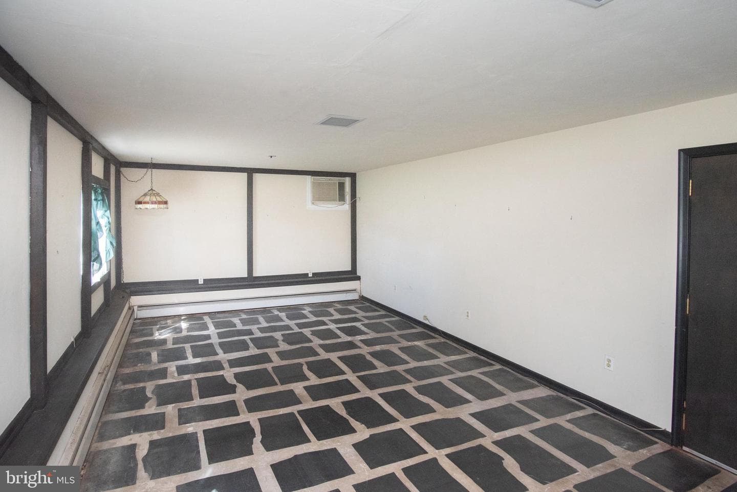 800 Forrest Street photo 16