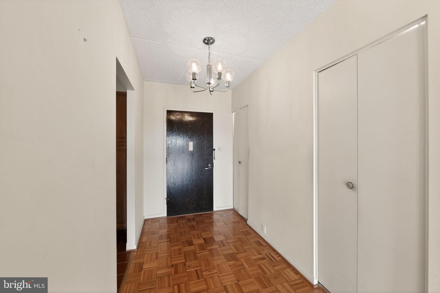 20724 Valley Forge Circle #724 photo 10