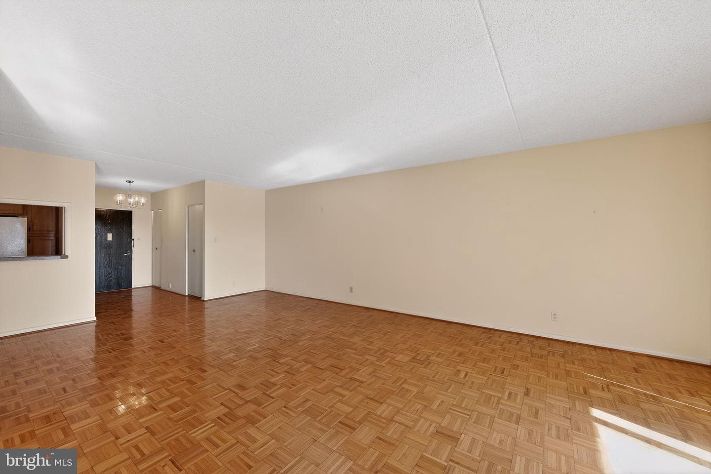 20724 Valley Forge Circle #724 photo 5