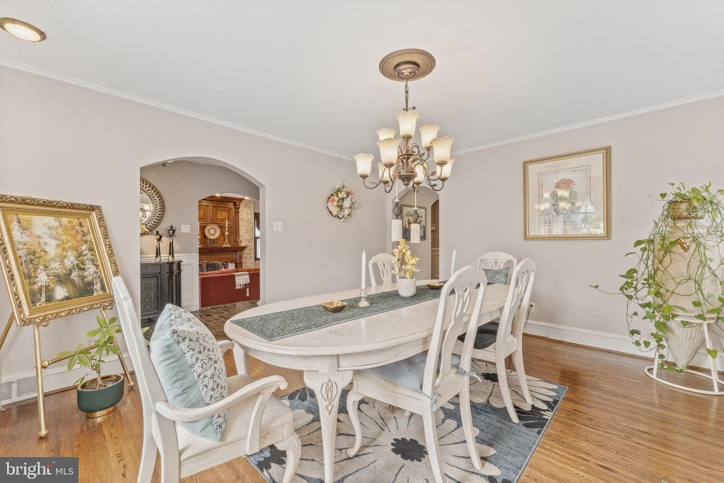 209 Windsor Avenue photo 13
