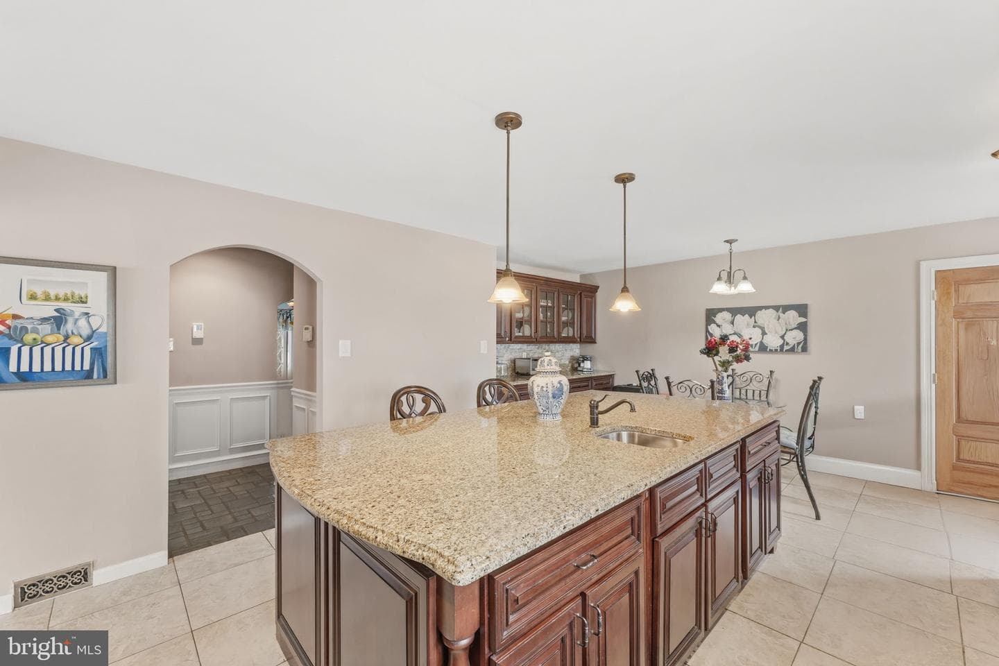 209 Windsor Avenue photo 15