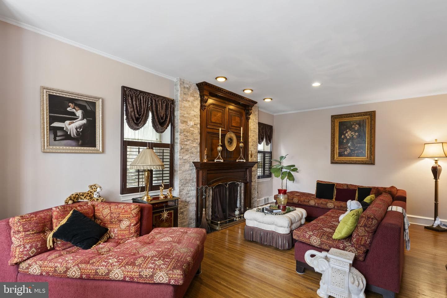 209 Windsor Avenue photo 8
