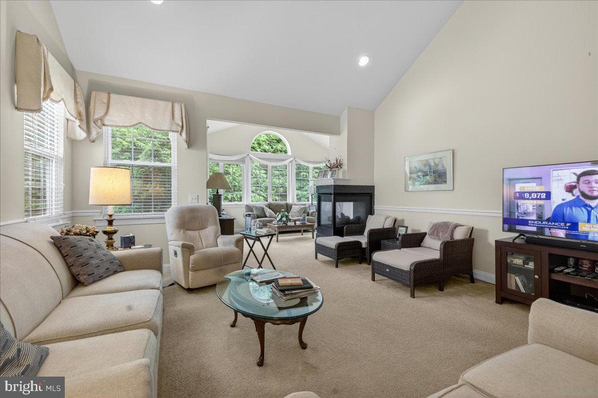 377 Brittany Court photo 6