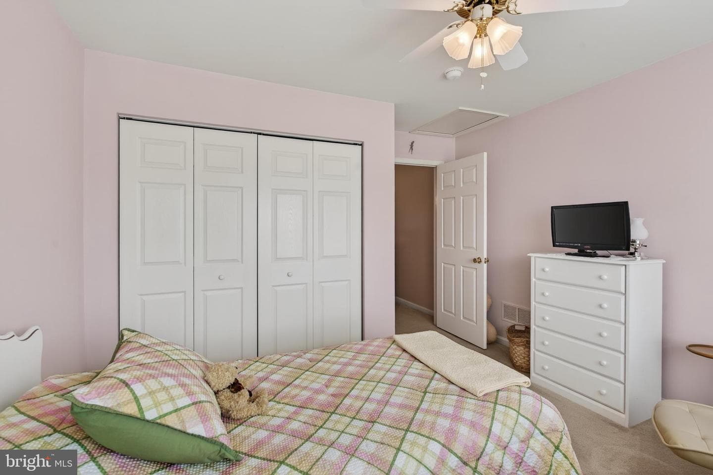192 Providence Lane photo 43