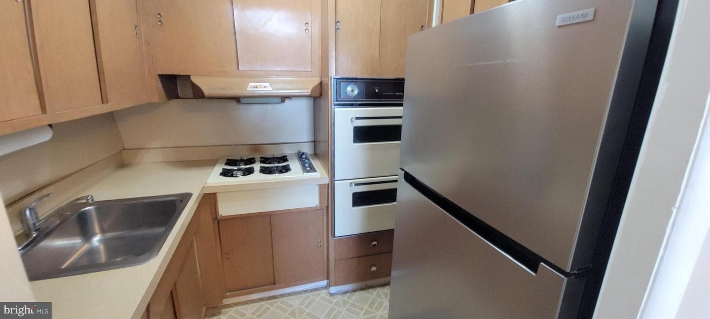 7900 Old York Road #505-A photo 6