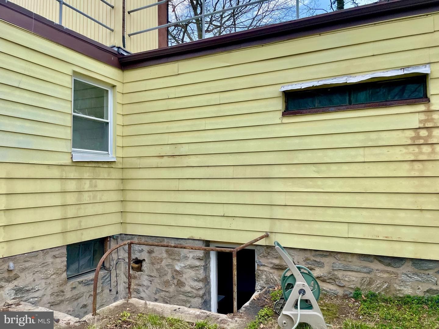 119 Robbins Avenue photo 34