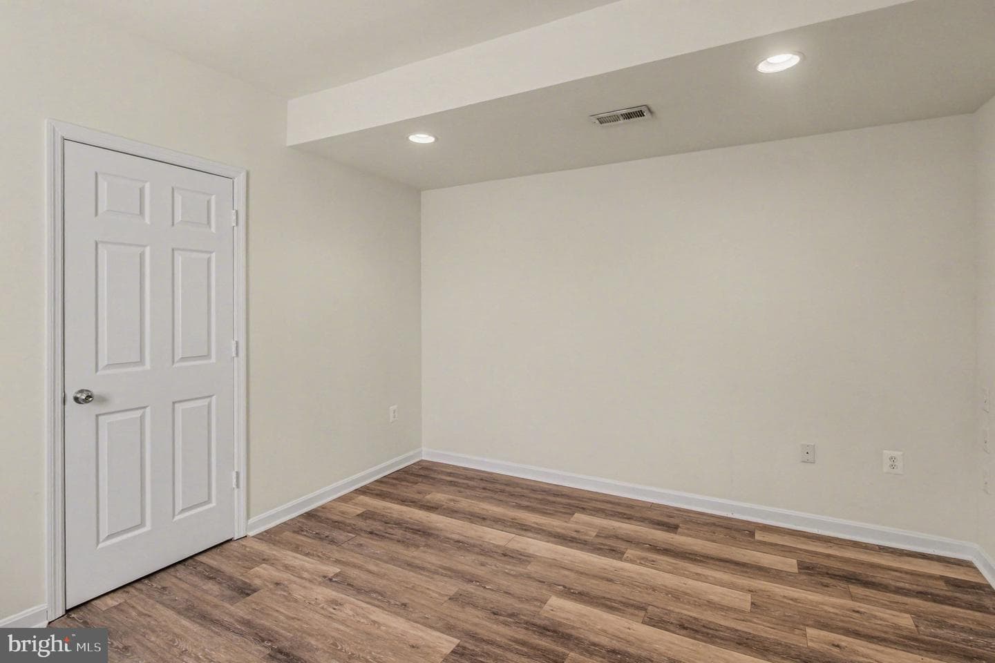 2106 Peregrine Circle photo 33