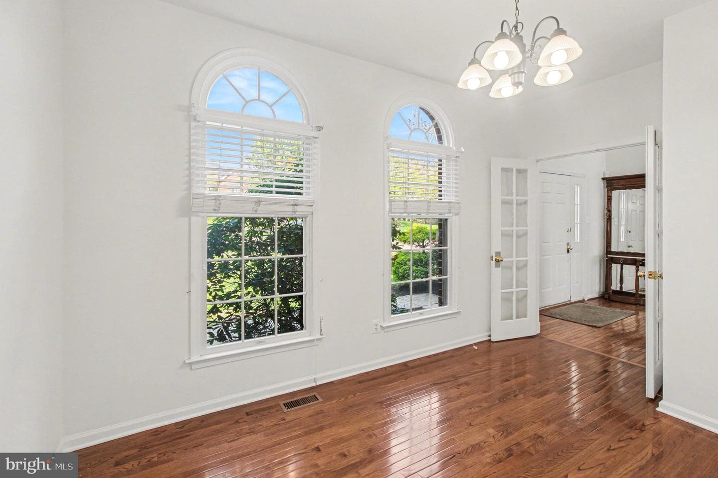2106 Peregrine Circle photo 8