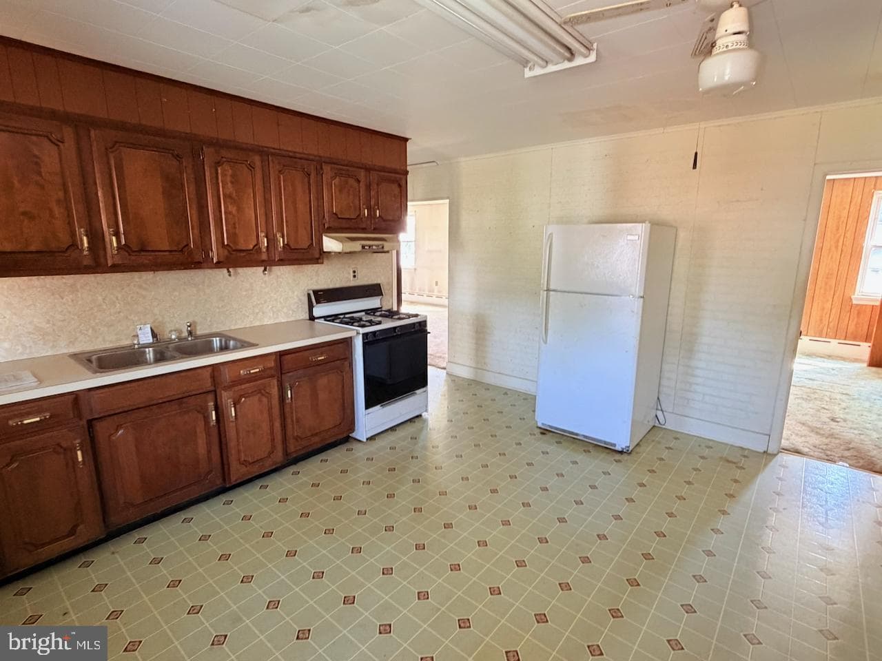 318 Chestnut Street photo 10