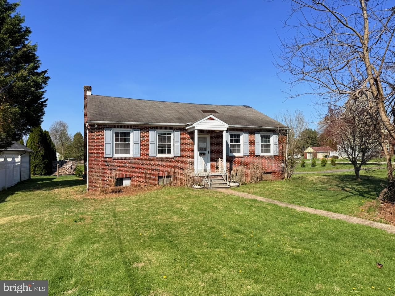 318 Chestnut Street photo 3