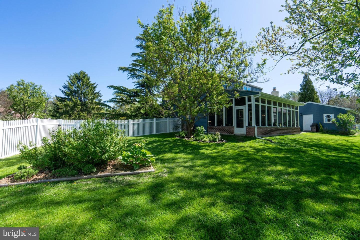 107 Hemlock Drive photo 49