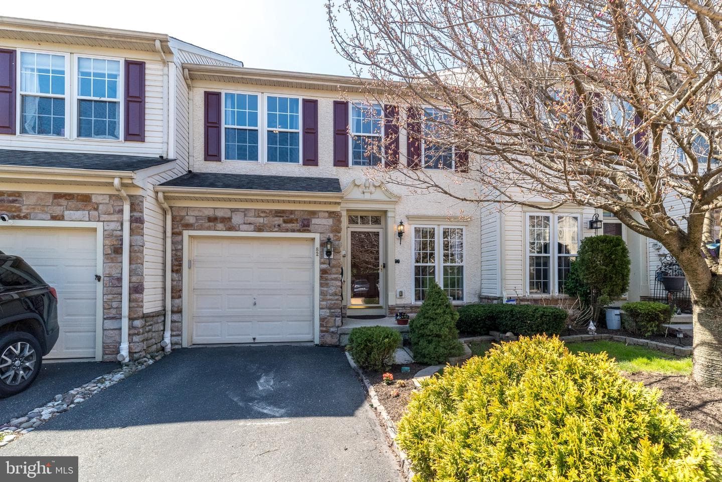 82 Brookview Lane